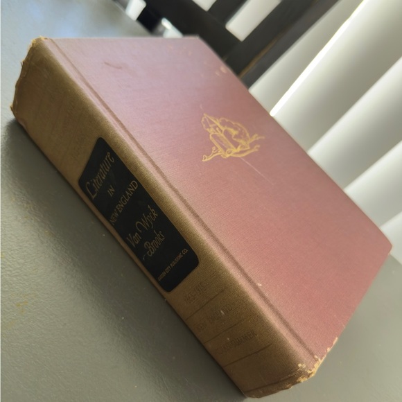Literature in New England Vintage Red Hardcover Book Van Wyck Brooks 1944 USA - Picture 14 of 14